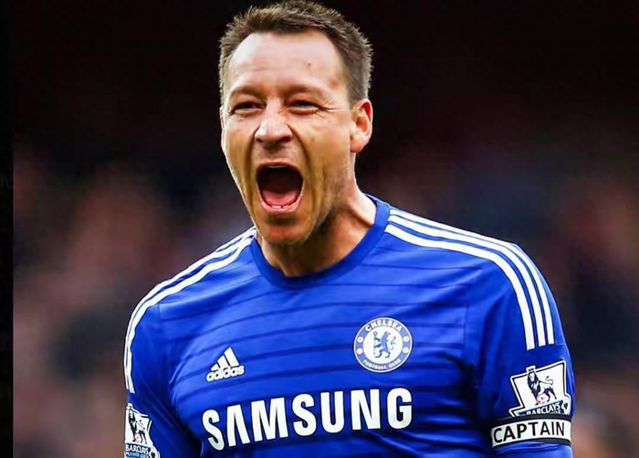 LOL赛事直播-34岁铁人范戴克，英超第一中卫之争竟被他“踢”成连续剧？|约翰·特里|格拉文贝尔奇|利物浦|C罗|特里_新浪体育_新浪新闻